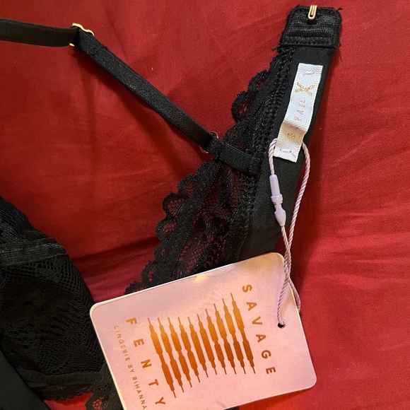 NWT SAVAGE X FENTY FLORAL LACE AND MESH BRALETTE - Picture 3 of 5